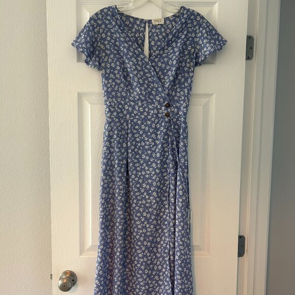 Sienna Sky Light Blue Floral Short Sleeve Chiffon Long Dress - Picture 2 of 7